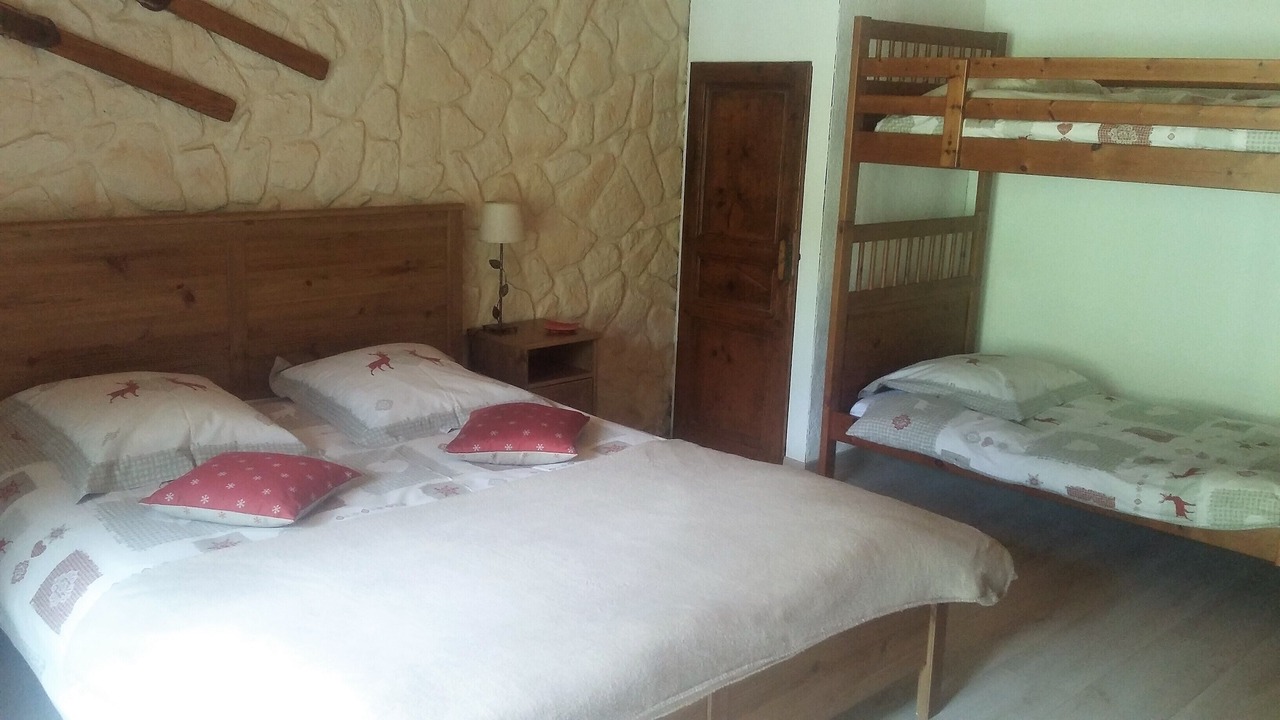 Photo of Bedroom in Onnion