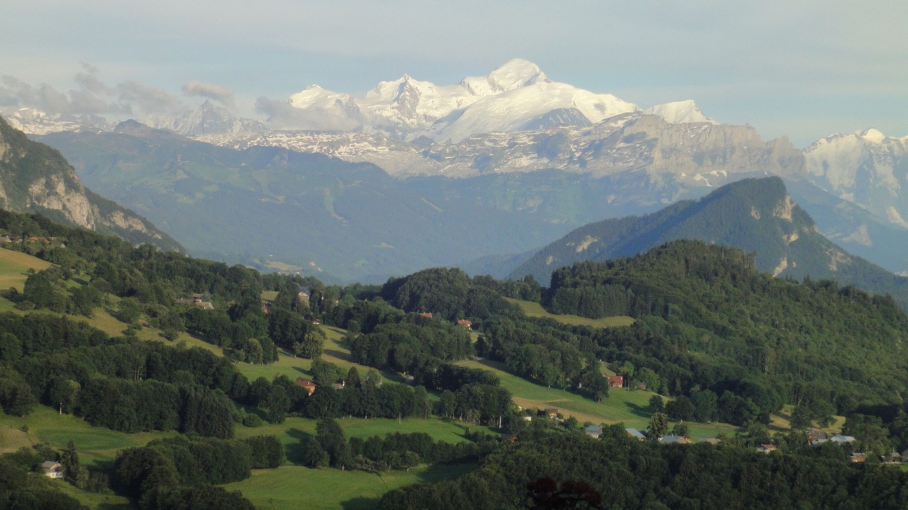 Photo of Outdoor in Onnion