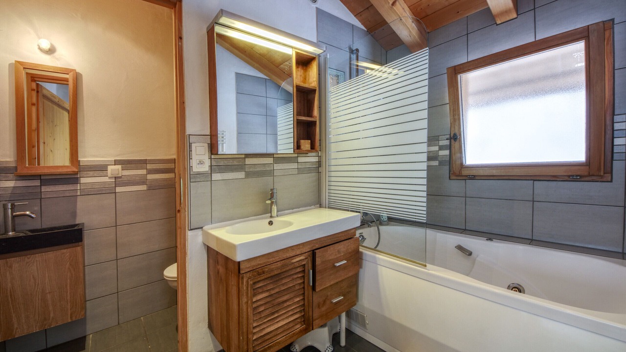 Photo of Bathroom in Chamonix City Centre