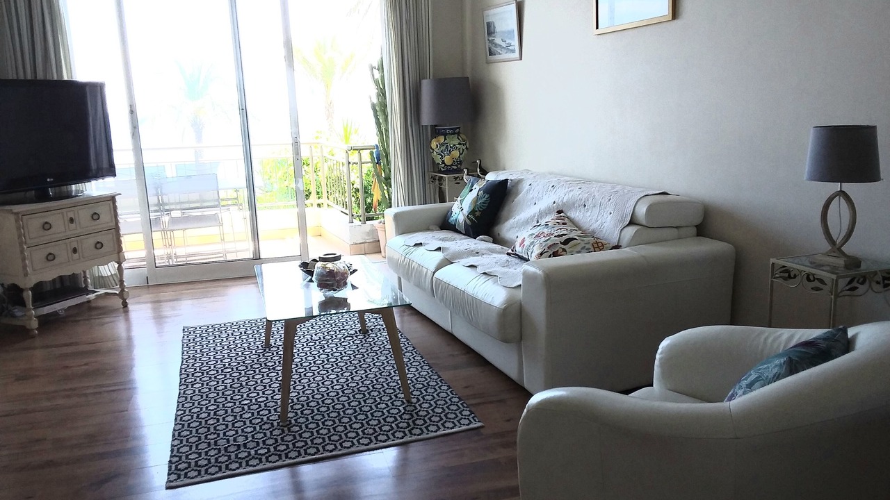 Photo of Livingroom in Les Baumettes