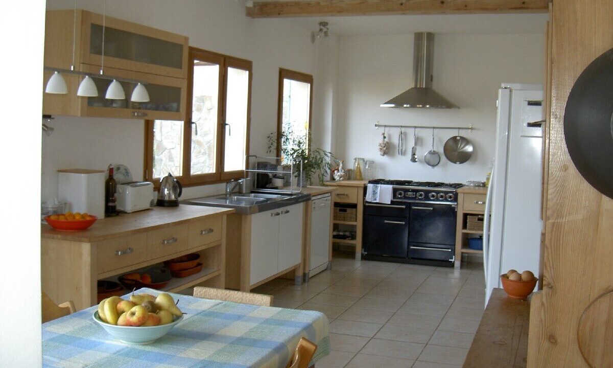 Photo of Kitchen in Bellegarde-du-Razes
