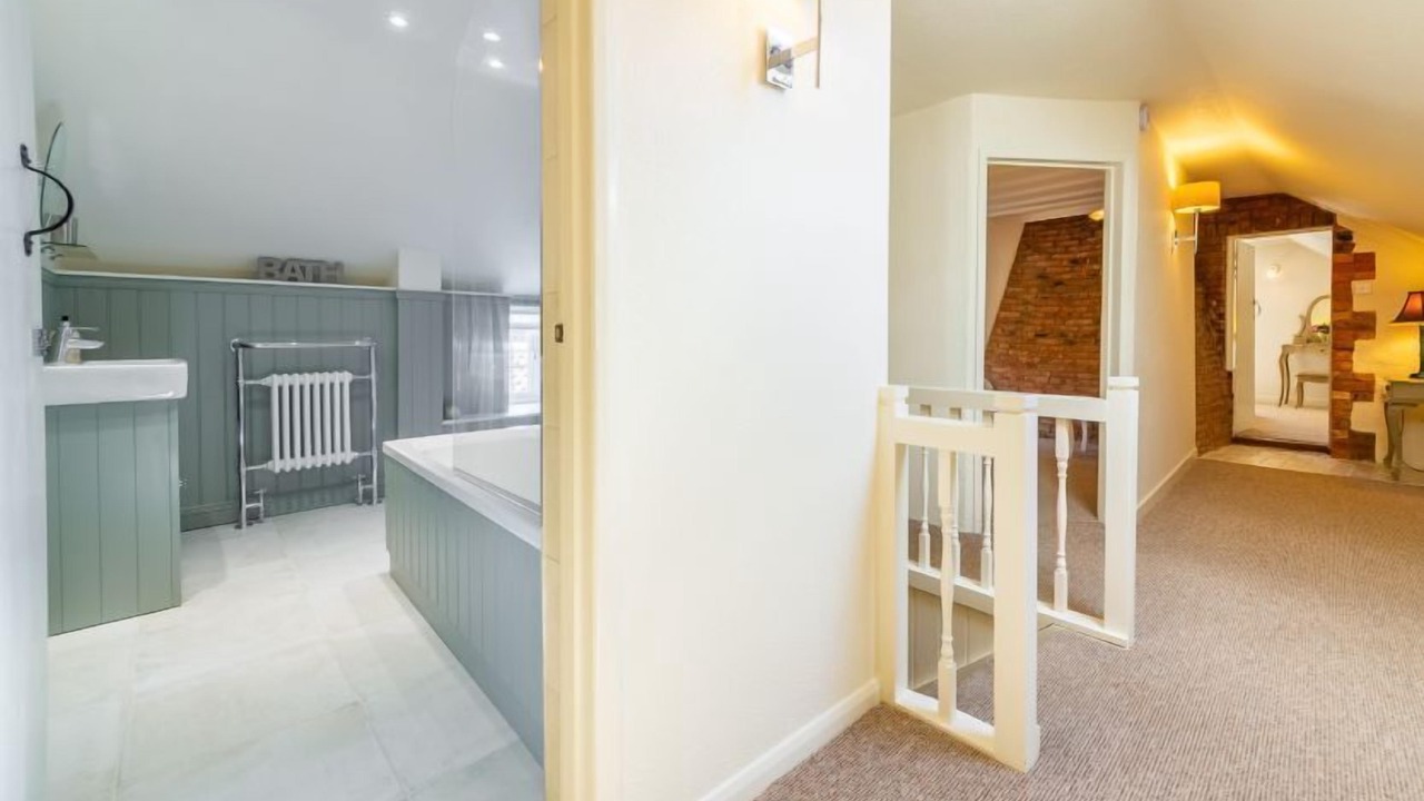 Photo of Bathroom in Dersingham