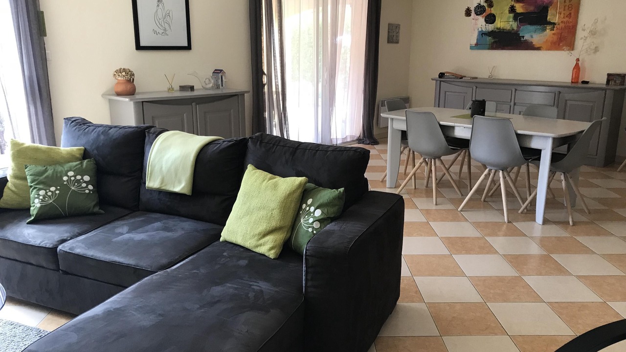 Photo of Livingroom in Chambonas