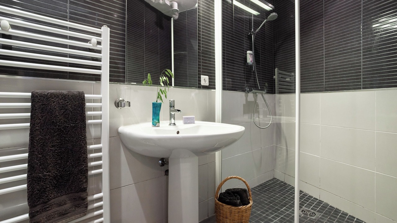 Photo of Bathroom in Ceret