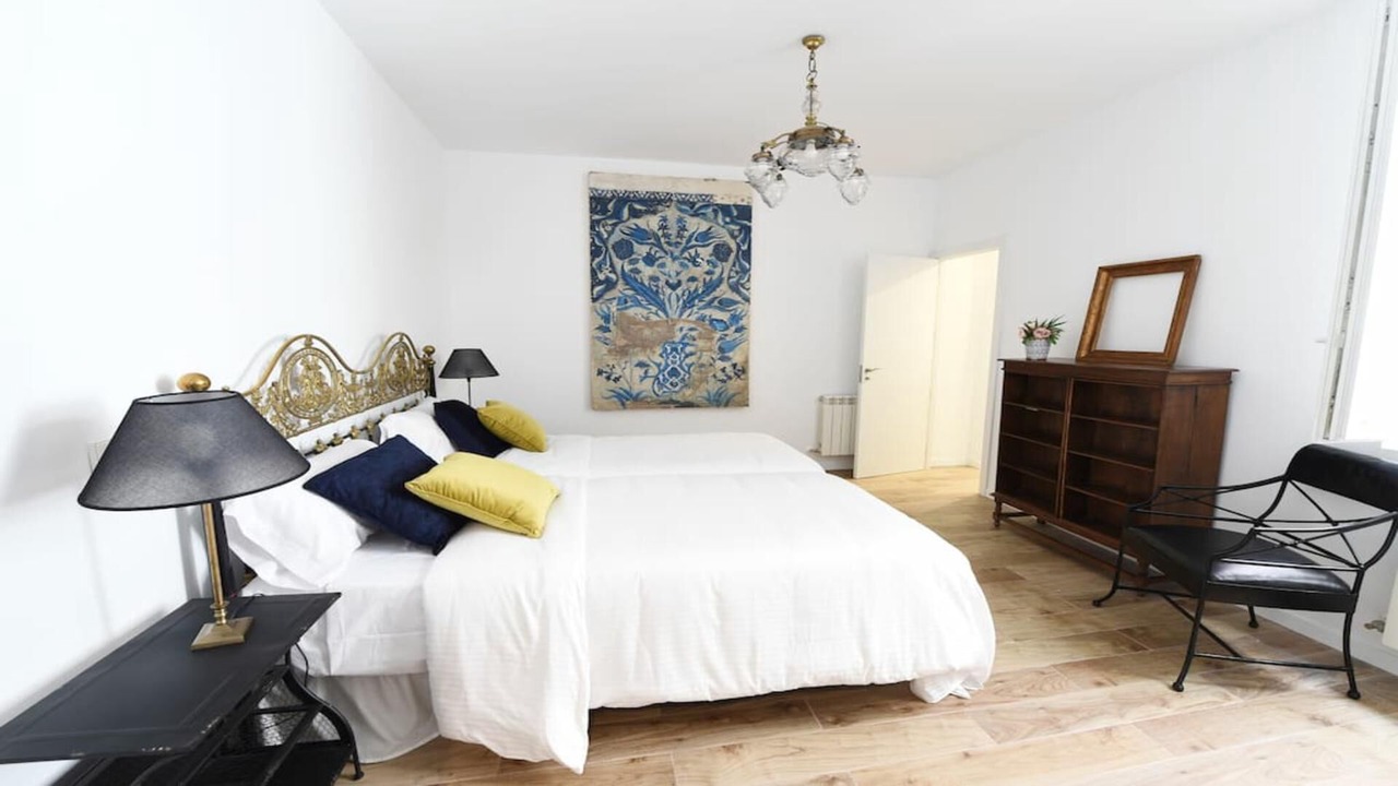 Photo of Bedroom in Embajadores
