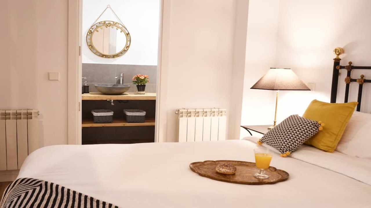 Photo of Bedroom in Embajadores