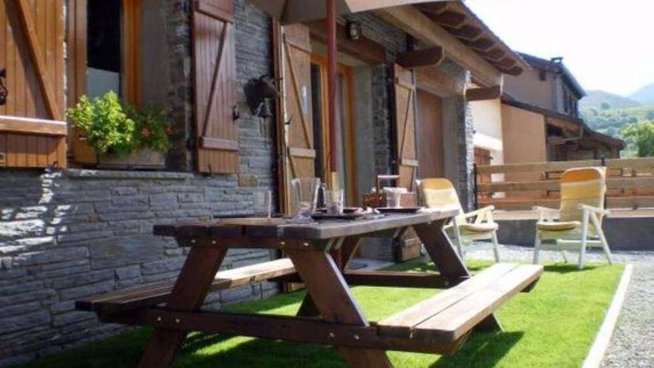Photo of Outdoor in Err