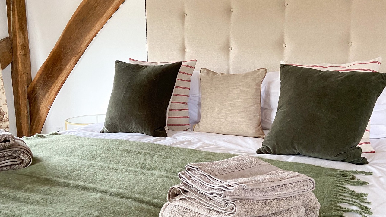 Photo of Bedroom in Godalming