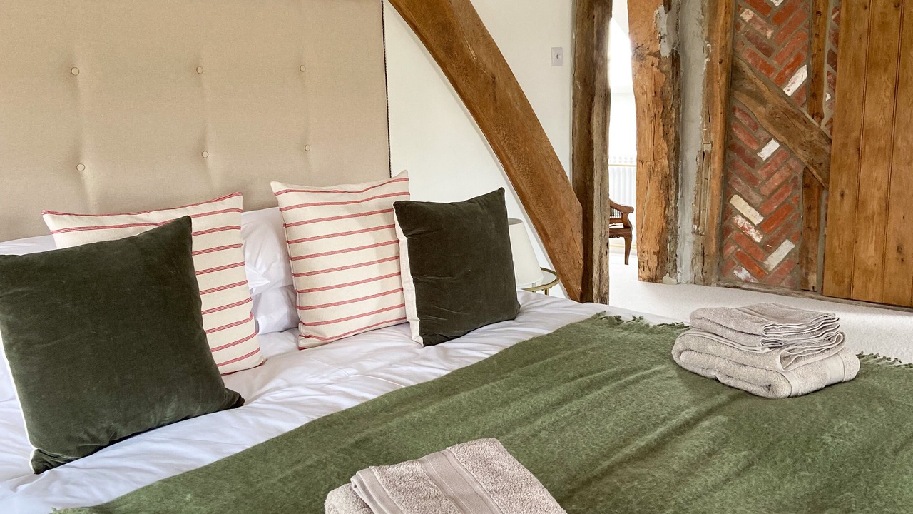 Photo of Bedroom in Godalming