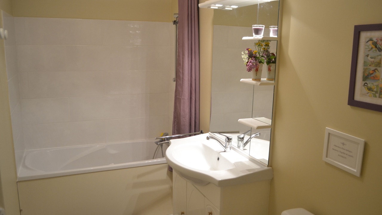 Photo of Bathroom in Onoz