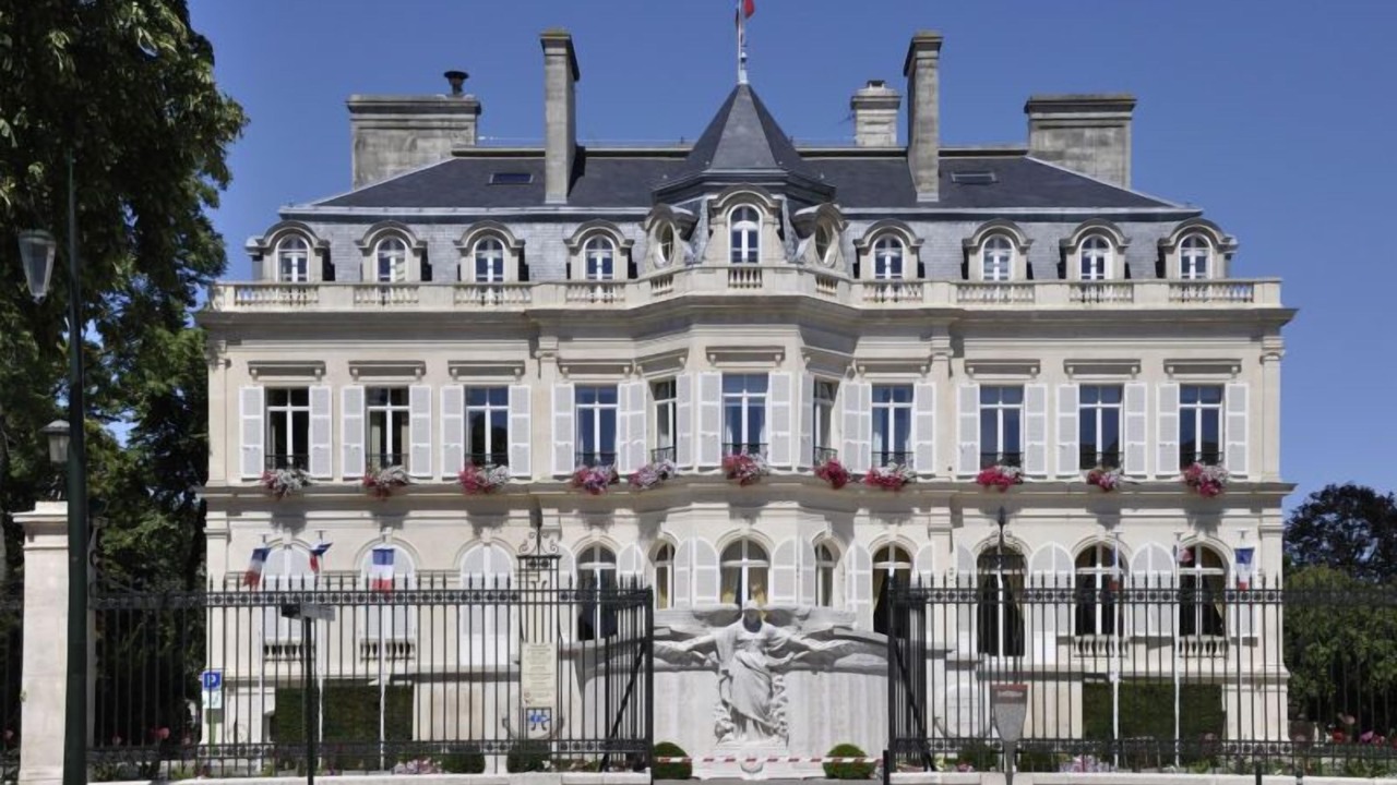 Photo of Others in Epernay