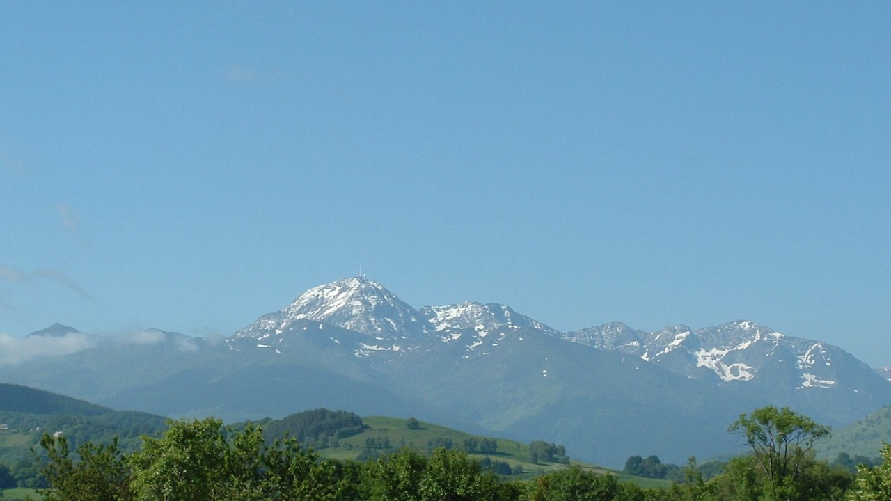 Photo of Others in Clarac