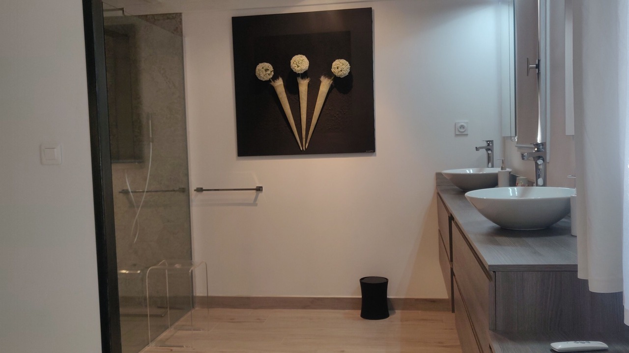 Photo of Bathroom in Salinelles