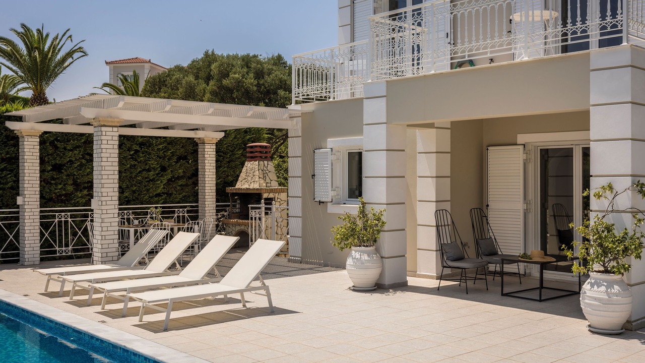 Photo of Patio Balcony in Karavados