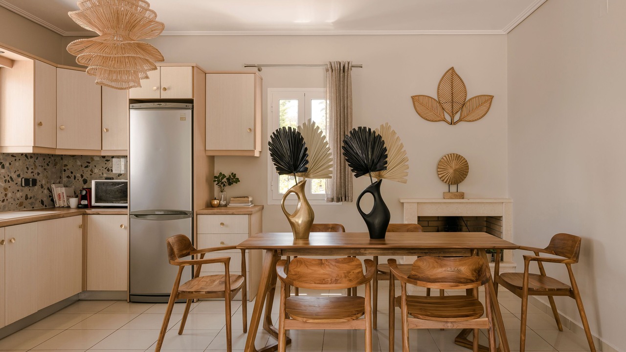 Photo of Others in Karavados