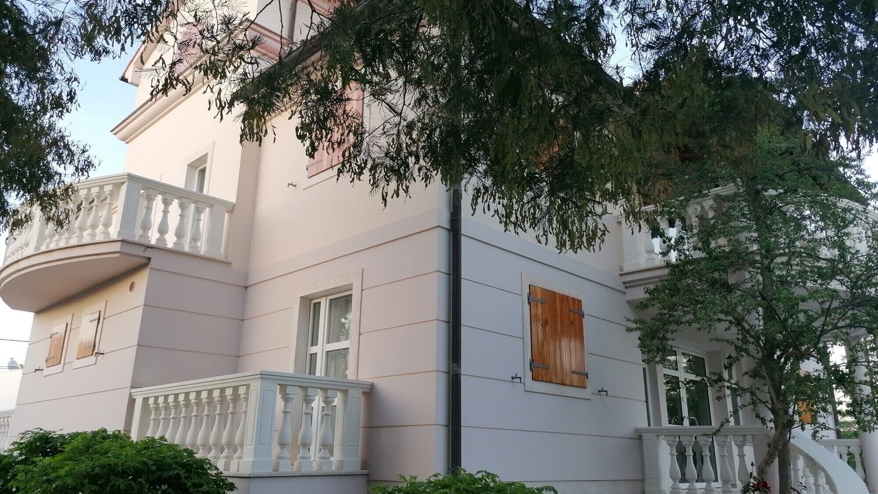 Photo of Outdoor in Liznjan