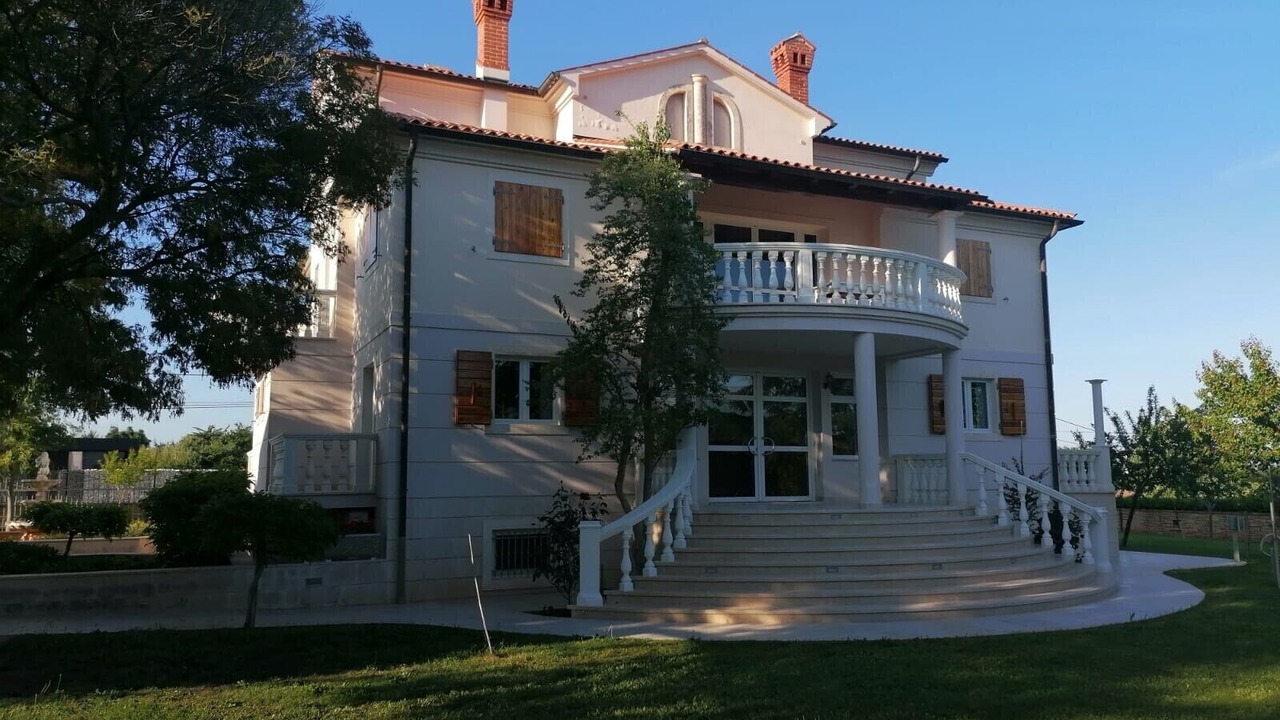 Photo of Outdoor in Liznjan