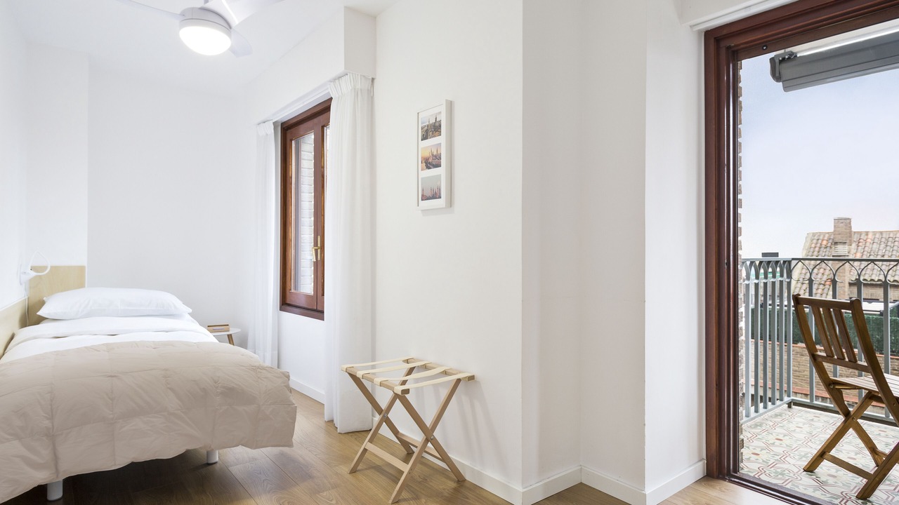 Photo of Bedroom in Zaragoza Old Town