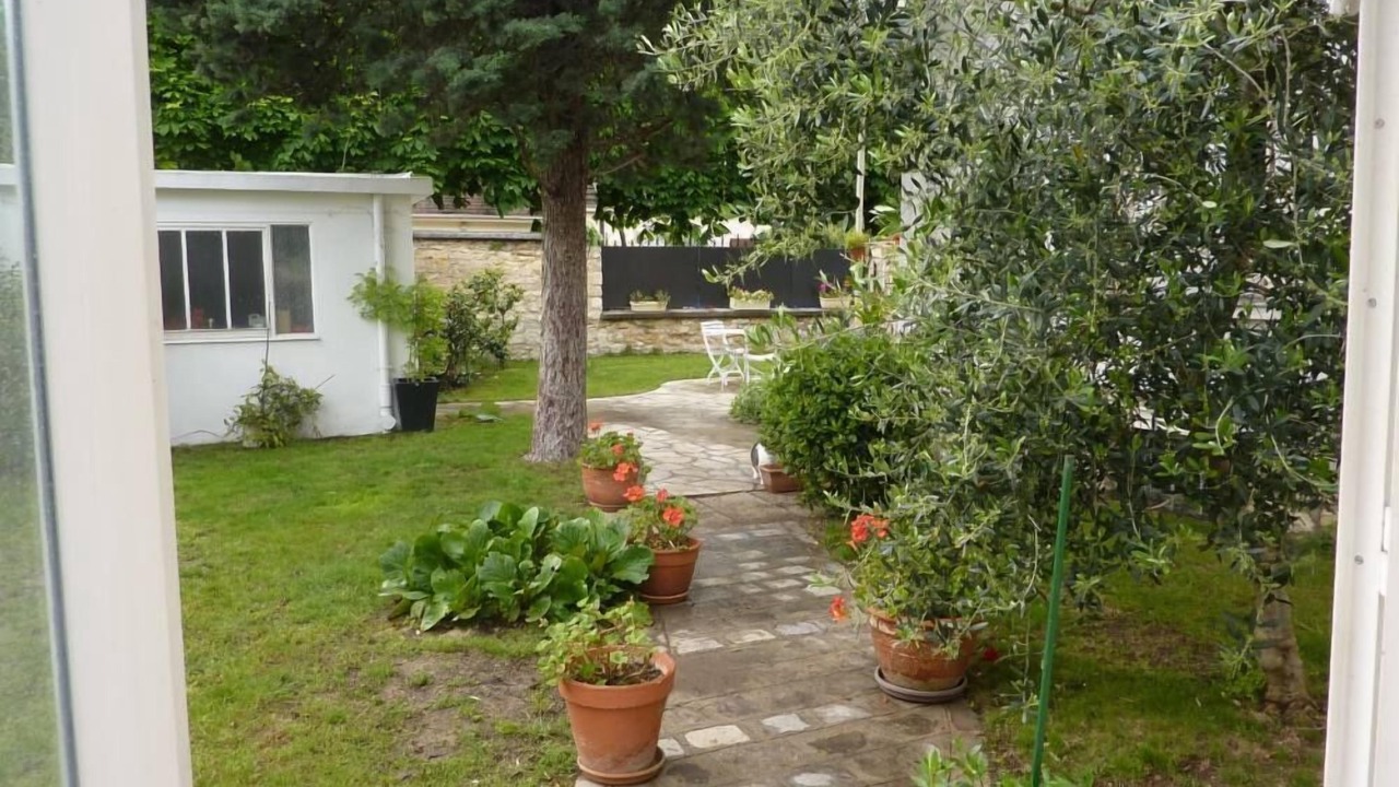 Photo of Outdoor in Champignol