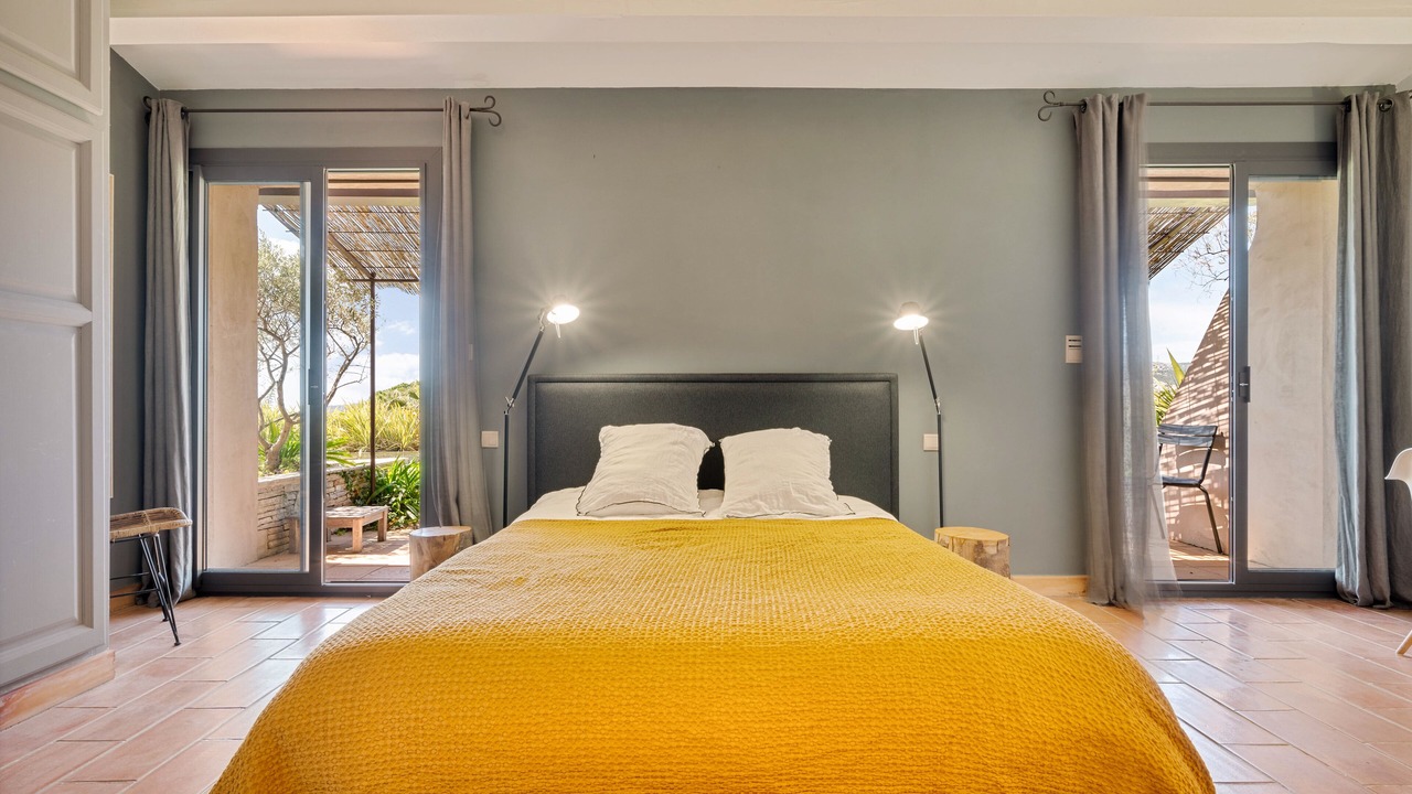 Photo of Bedroom in Cassis