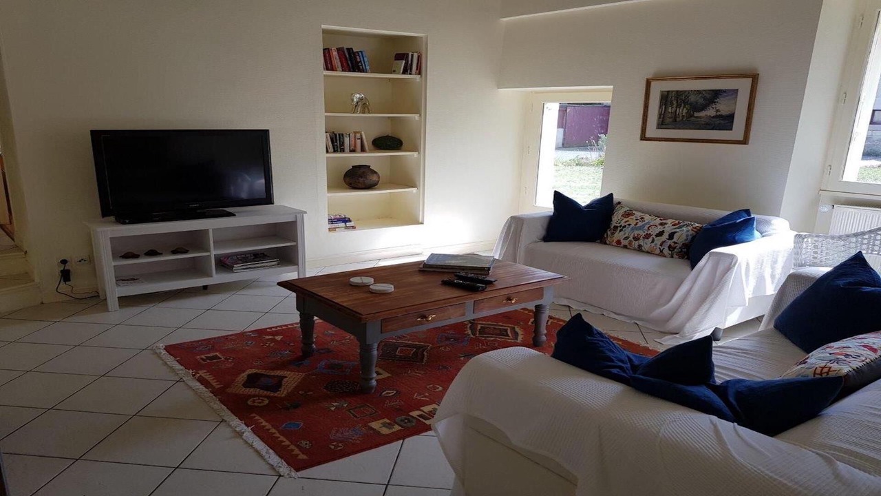 Photo of Bedroom in Saix