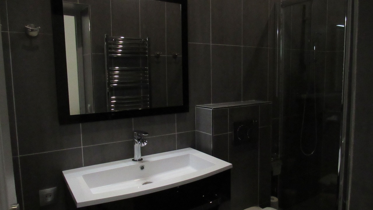 Photo of Bathroom in Val-de-Grace