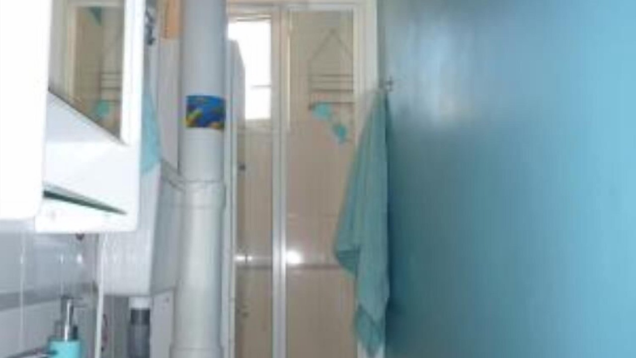 Photo of Bathroom in Combat