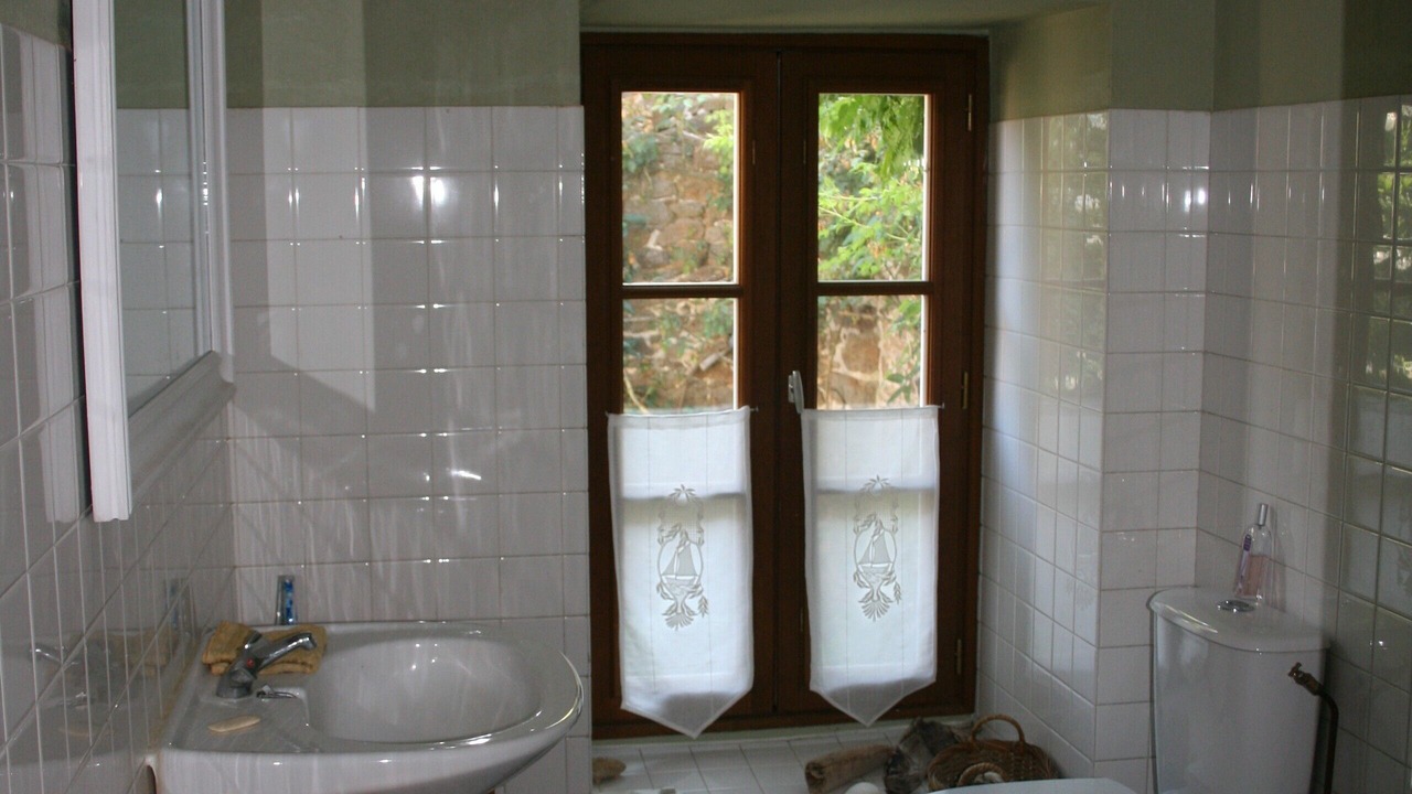 Photo of Bathroom in Saint-Suliac