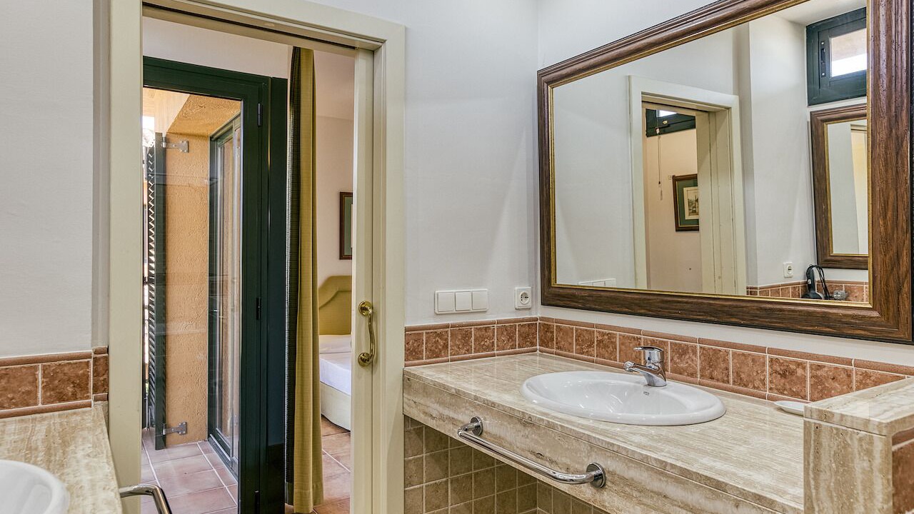 Photo of Bathroom in Navata