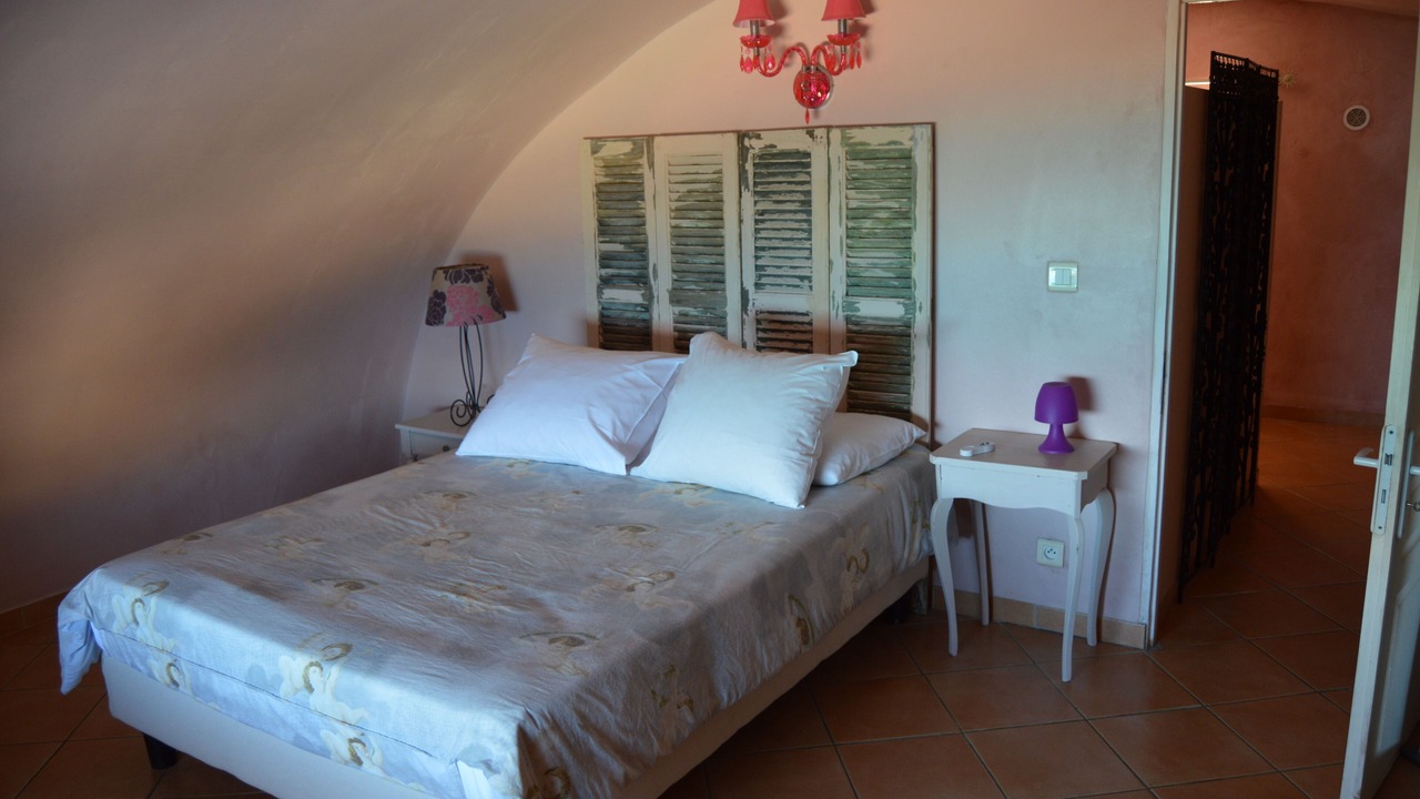 Photo of Bedroom in Algajola