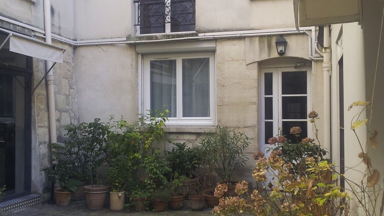 Photo of Others in Saint-Germain-des-Pres