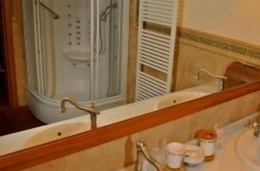 Photo of Bathroom in Canicosa