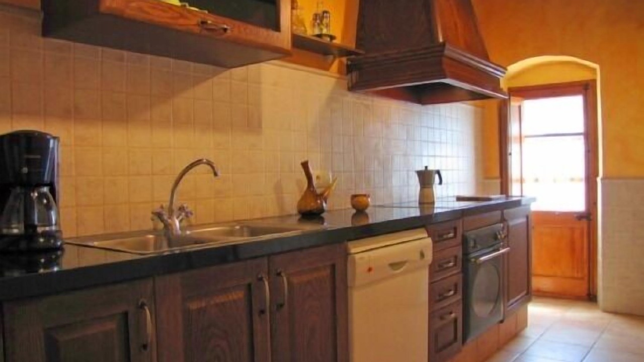 Photo of Kitchen in Lladurs