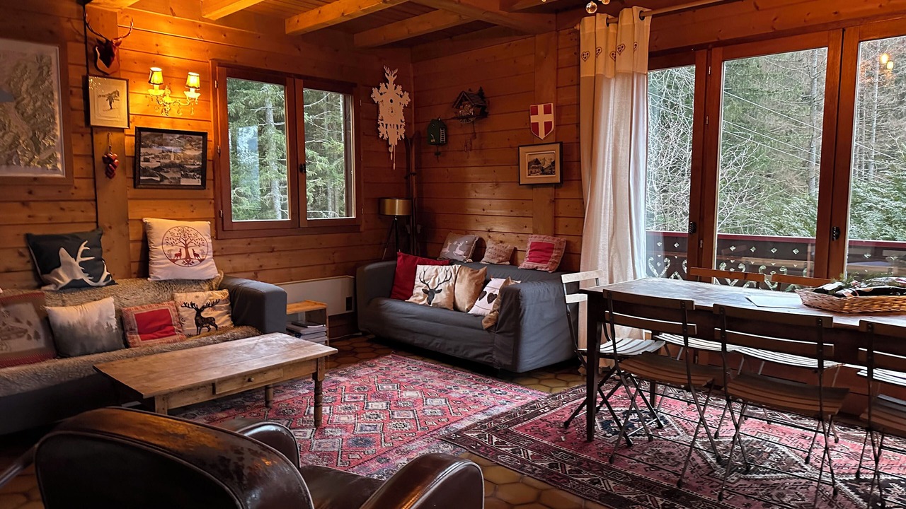 Photo of Livingroom in Station de Drouzin le Mont