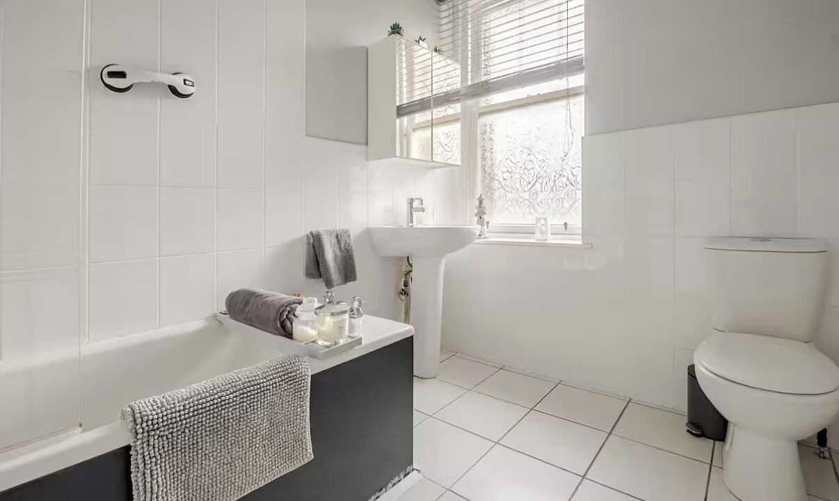 Photo of Bathroom in Largs