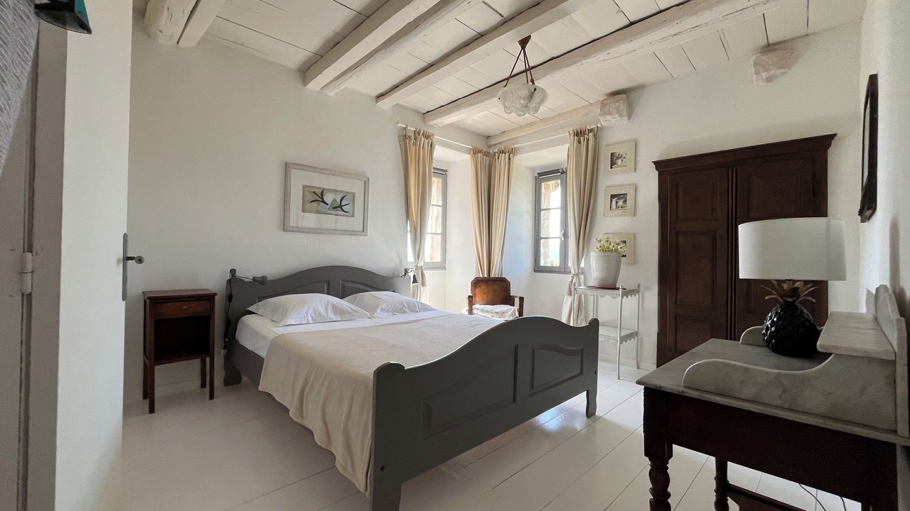 Photo of Bedroom in Figari