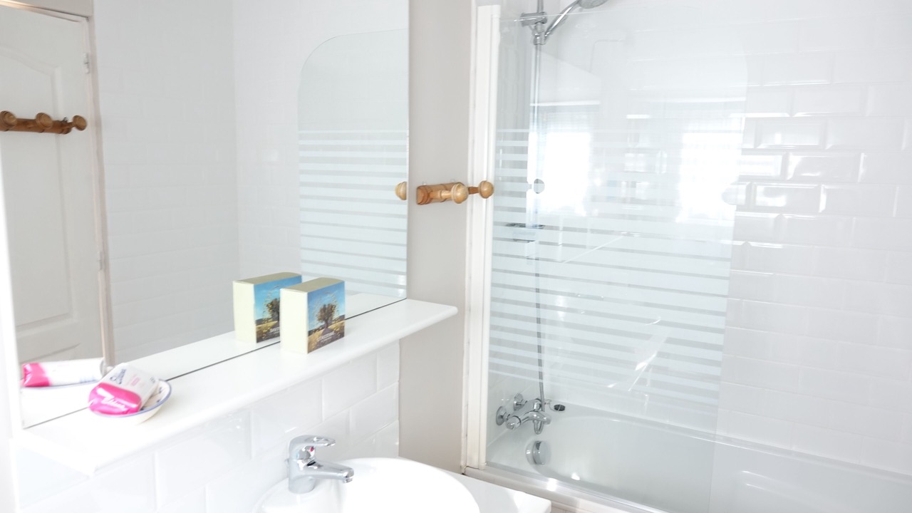 Photo of Bathroom in Barenton