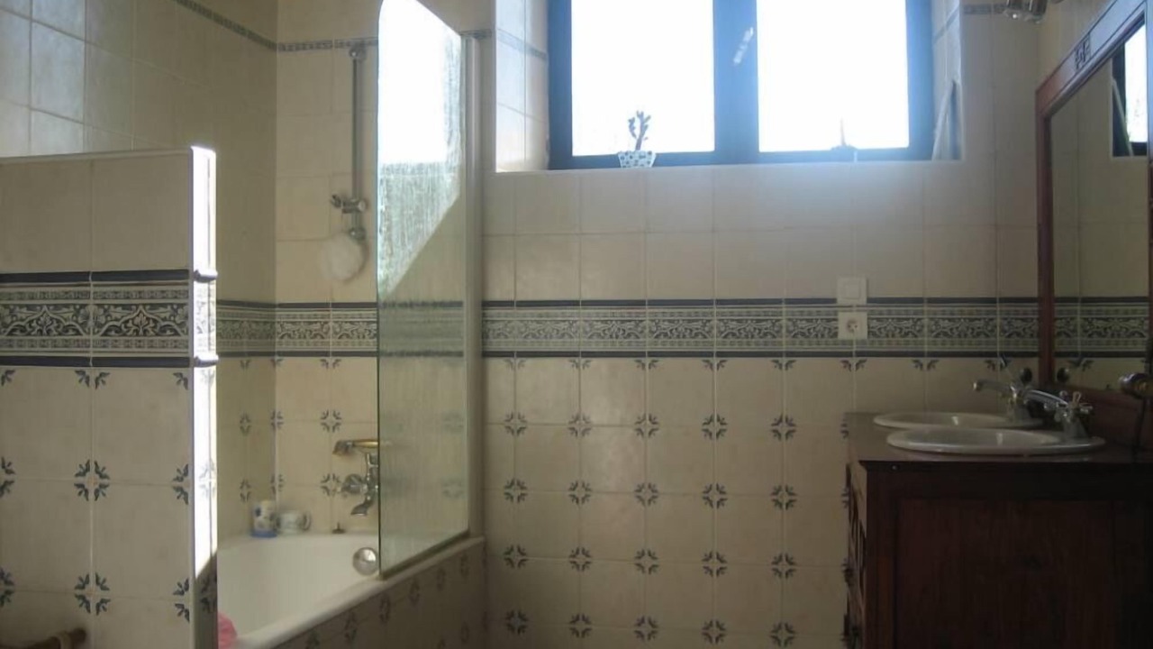 Photo of Bathroom in Martiel