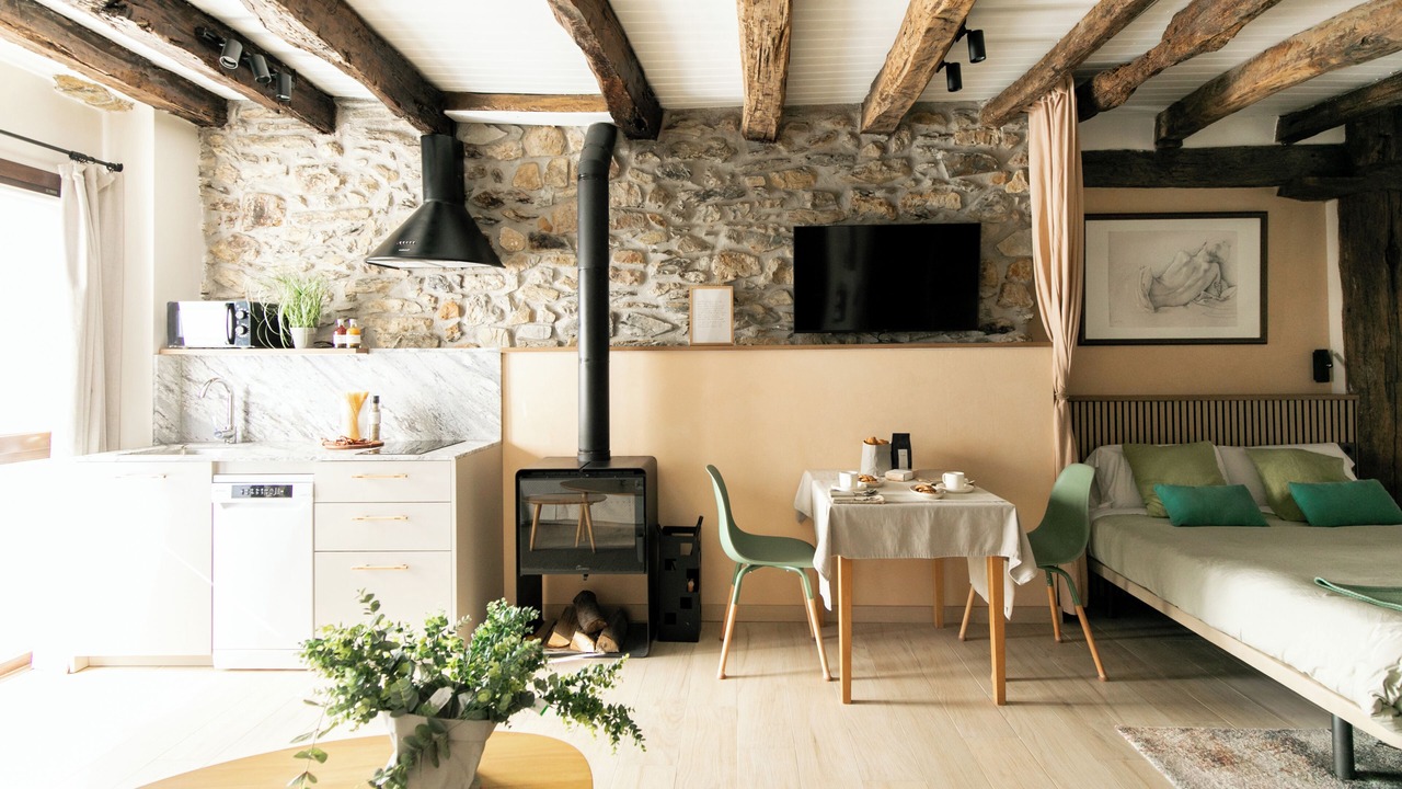 Photo of Bedroom in Aia