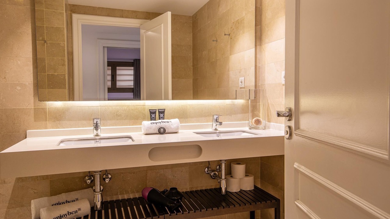 Photo of Bathroom in El Raval