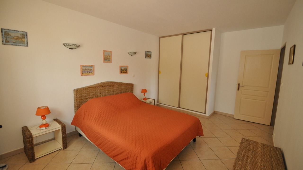 Photo of Bedroom in Olmeto