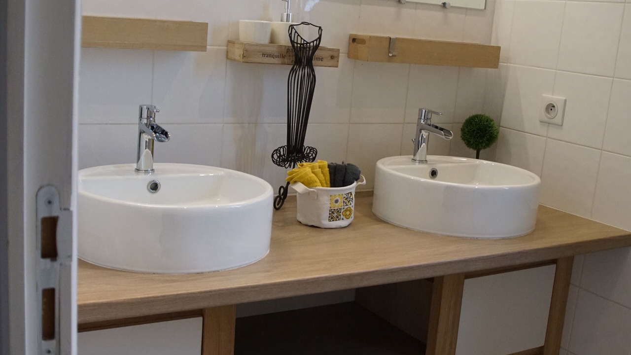 Photo of Bathroom in Beauvoir-sur-Mer