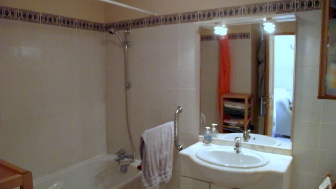 Photo of Bathroom in Chateau-Verdun