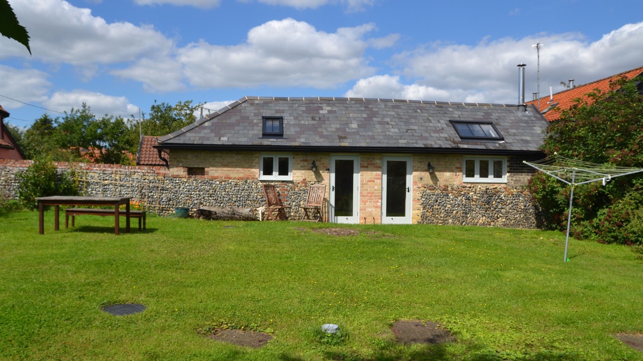 Photo of Outdoor in Wyverstone