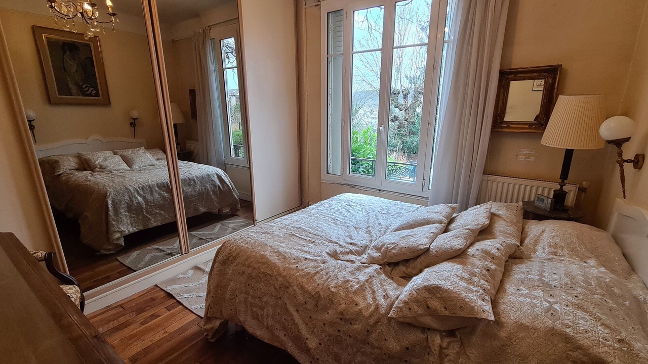 Photo of Bedroom in Sevres