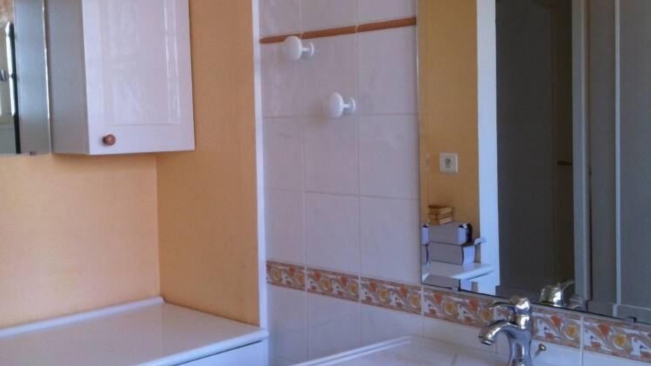 Photo of Bathroom in Les Moutiers-en-Retz