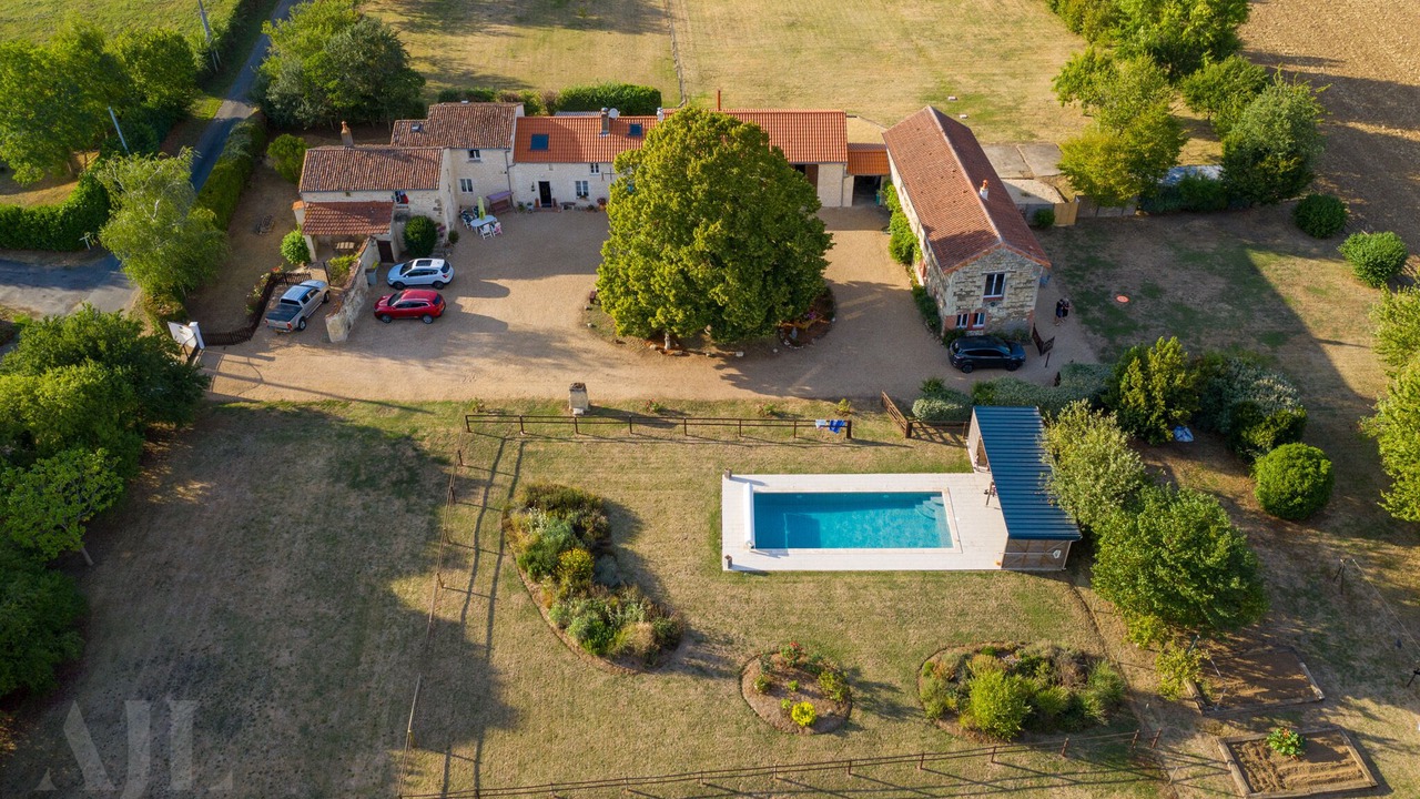 Photo of Outdoor in Saint-Macaire-du-Bois