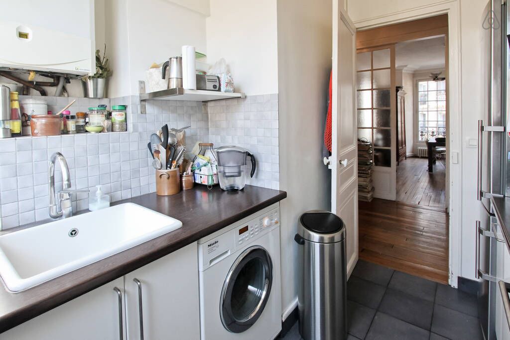 Photo of Kitchen in Quartier de la Folie-Mericourt