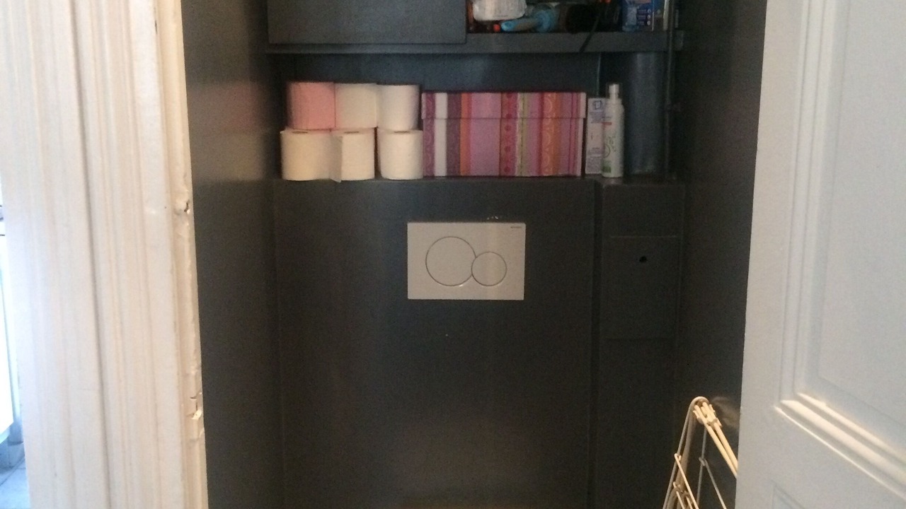 Photo of Bathroom in Quartier de la Folie-Mericourt