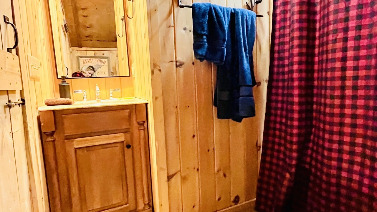 Photo of Bathroom in Todd